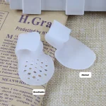 Pexmen 2Pcs Pinky Toe Separators Little Toe Cushion Splint Small Toe Protector Prevent Blisters Callus and Corns 4